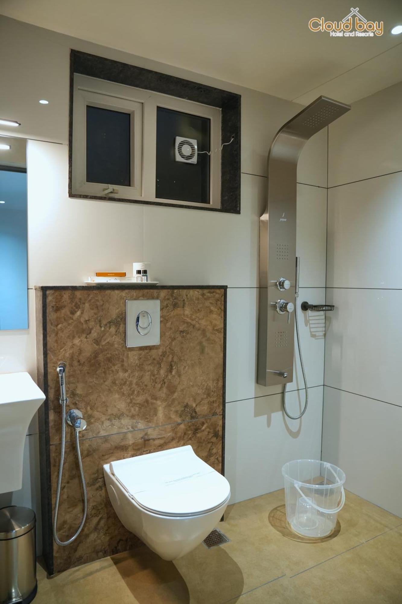 Hotel Cloud Bay Manjeri מראה חיצוני תמונה