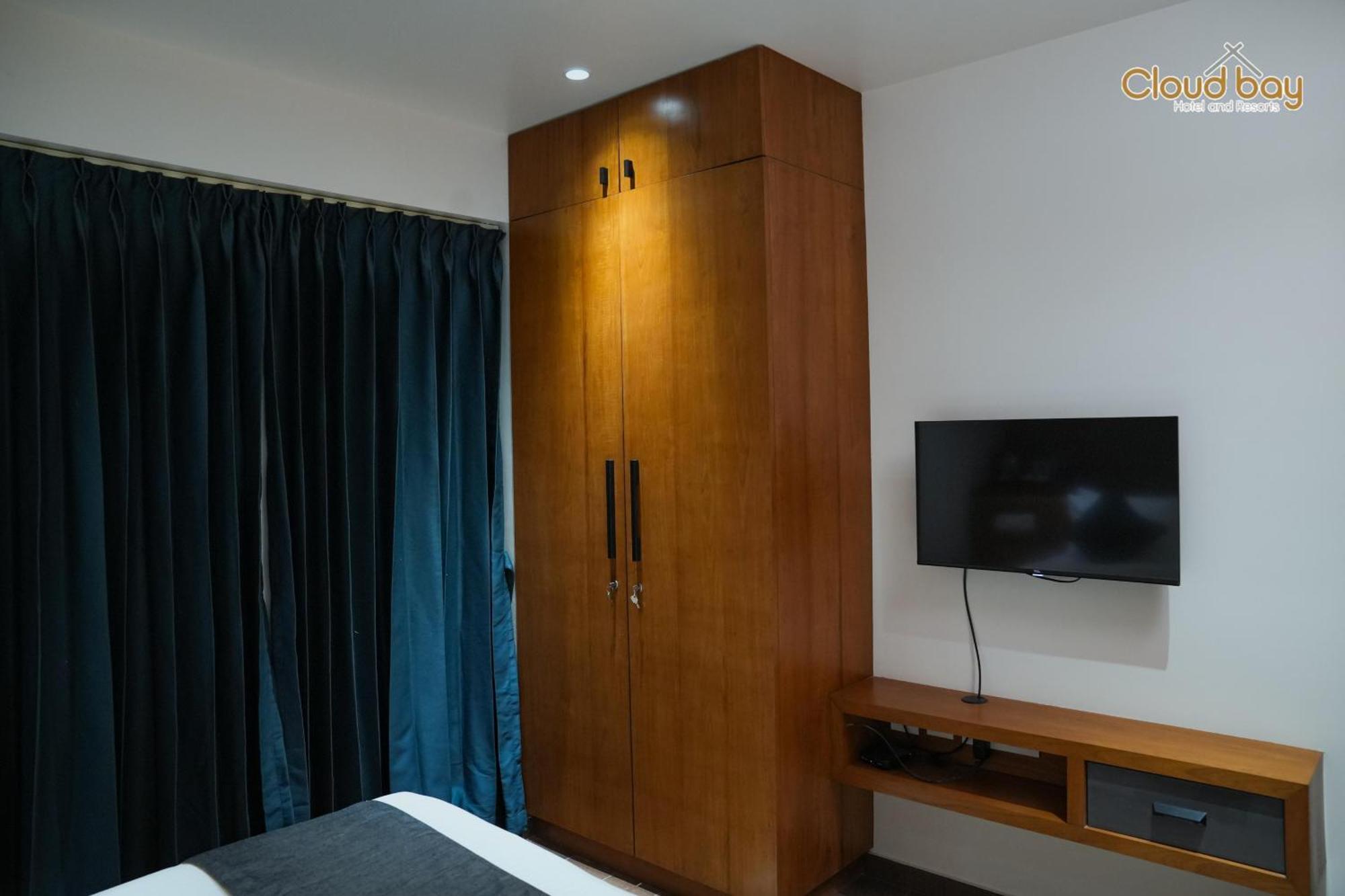 Hotel Cloud Bay Manjeri מראה חיצוני תמונה